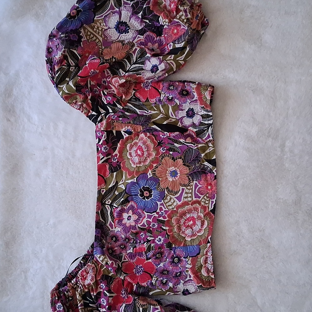 Forever 21 Vibrant Floral Blouse